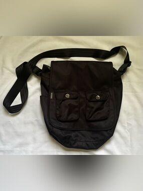 Columbia Multi Purpose Shoulder Bag in Black/Grey Sz OS